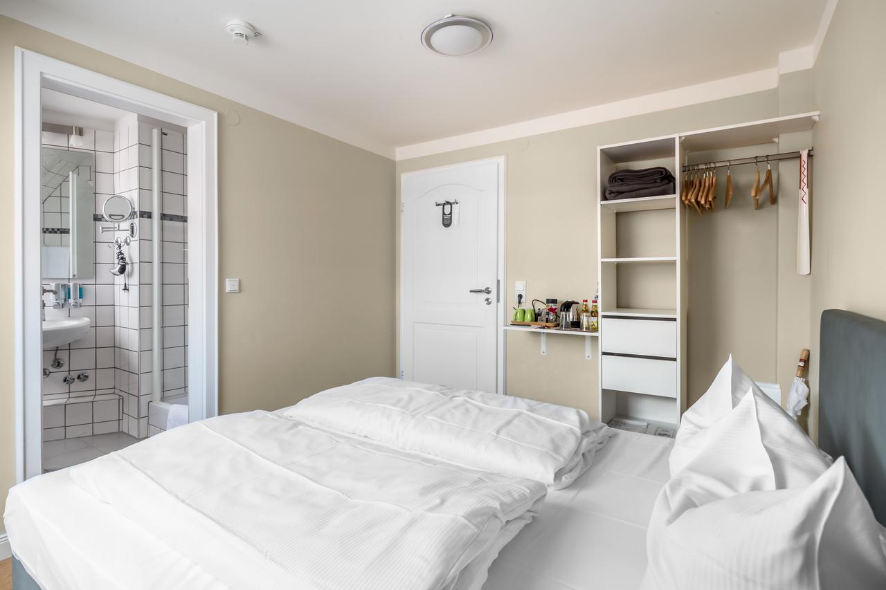 Hotel Zum Roten Tore 3*